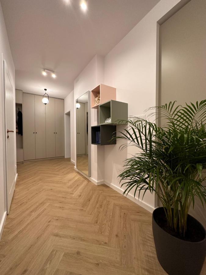 Apartament Na Letniej Z Duzym Tarasem Z Widokiem Na Gory Kłodzko Buitenkant foto