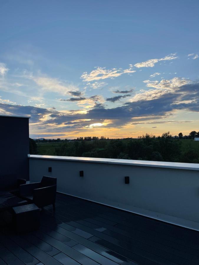 Apartament Na Letniej Z Duzym Tarasem Z Widokiem Na Gory Kłodzko Buitenkant foto